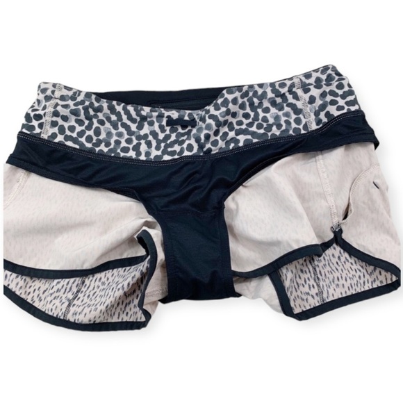 𝅺lululemon Run Speed Short Dottie Dash Grain Black - Picture 9 of 11